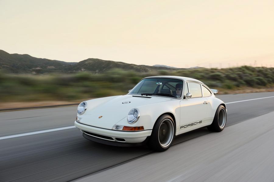  Porsche 911 by Singer 2011 года  (фото 54 из 159)